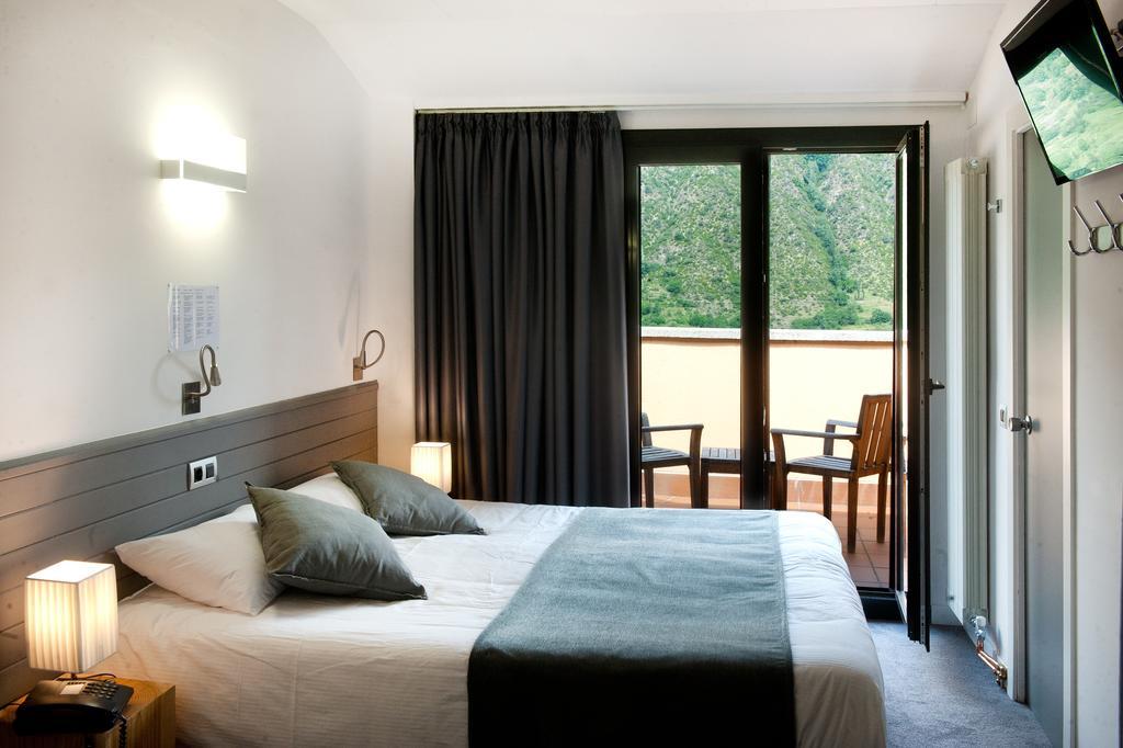 Hotel Mila Енкамп Экстерьер фото