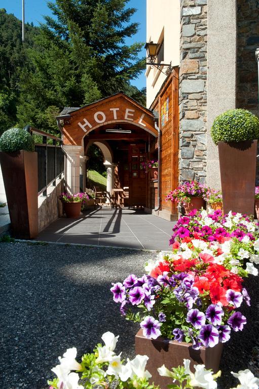 Hotel Mila Енкамп Экстерьер фото